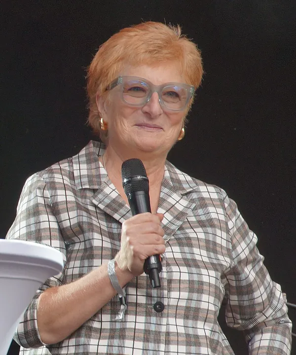 Renée Levi