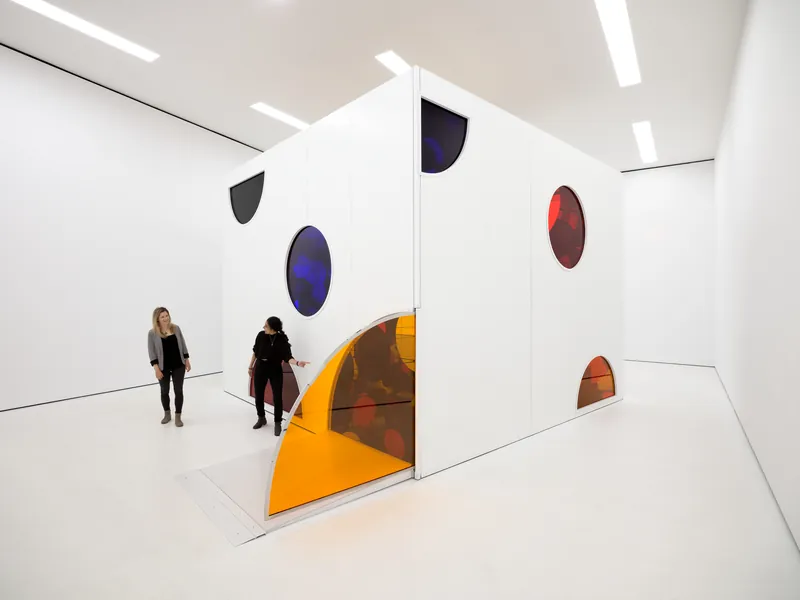 Yayoi Kusama: Dreaming of Earth's Sphericity, I Would Offer My Love