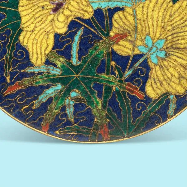 Embracing Color: El esmalte en las artes decorativas chinas, 1300–1900